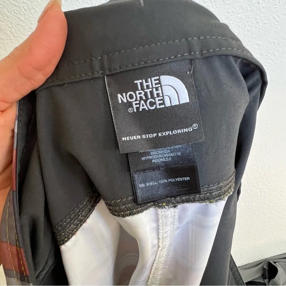 The North Face- Men’s Plaid Board Shorts Size 38